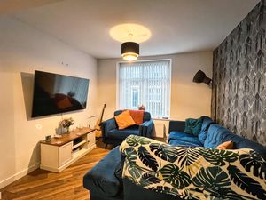 Photo 1- click for photo gallery